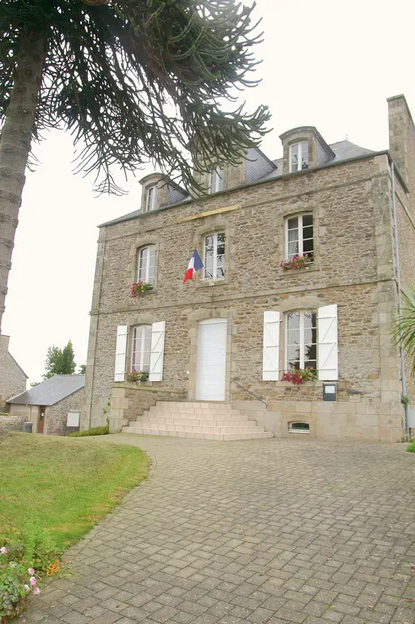 Monte Escalier 22 Installateur Monte Escalier Languenan