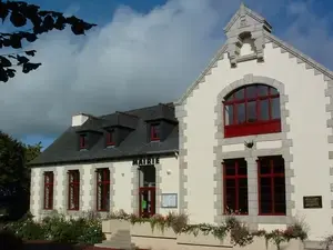 Monte Escalier 22 Installateur Monte Escalier Uzel